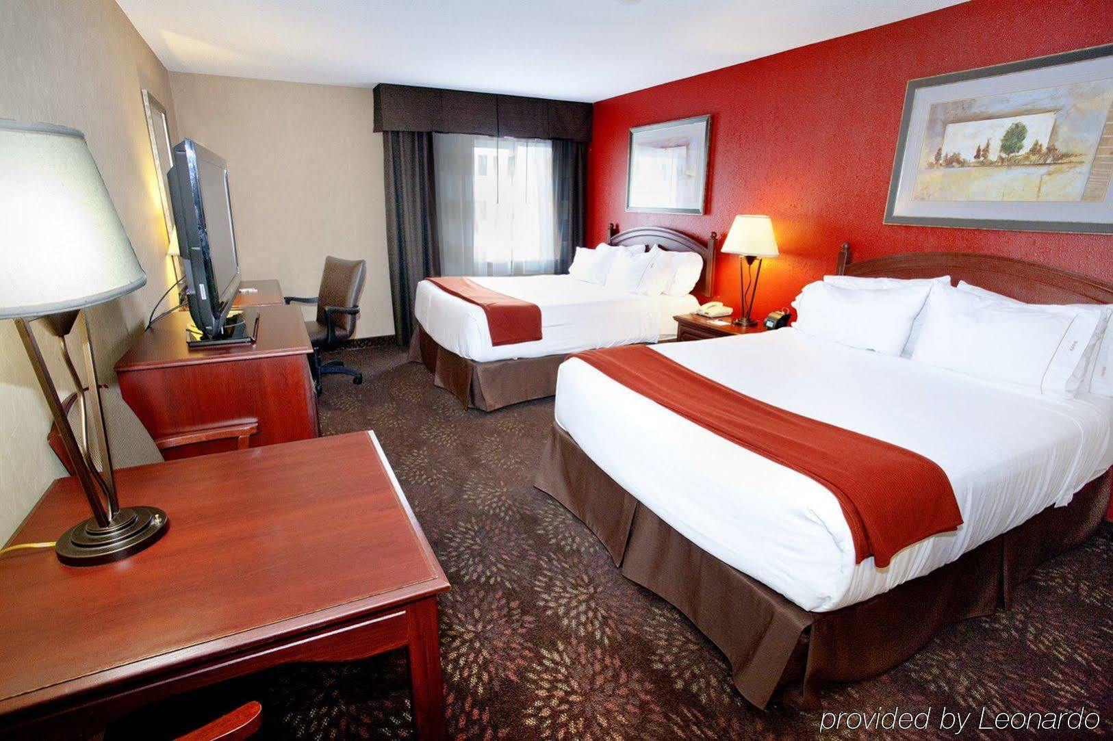 Holiday Inn Express Jamestown By Ihg Esterno foto